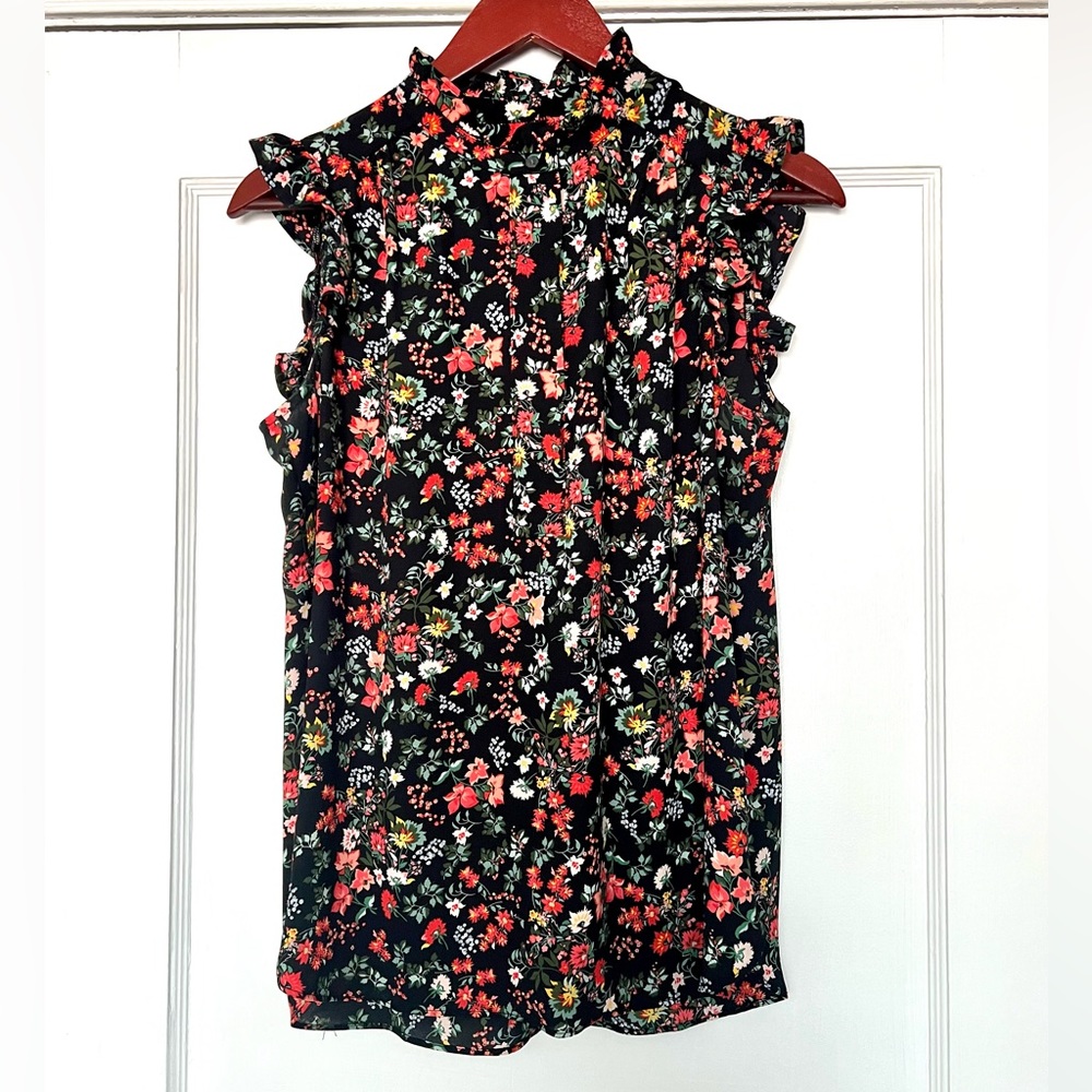 LOFT floral top- small
